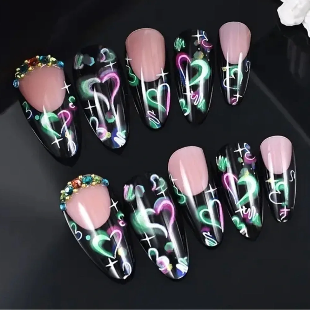 Black Heart Fake Press On Nails NWT